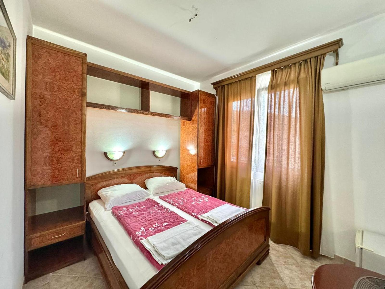 Hotel Grbalj Будва Экстерьер фото