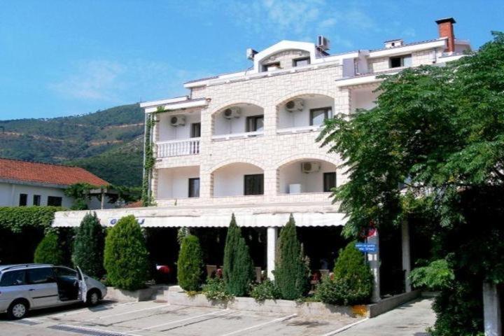 Hotel Grbalj Будва Экстерьер фото